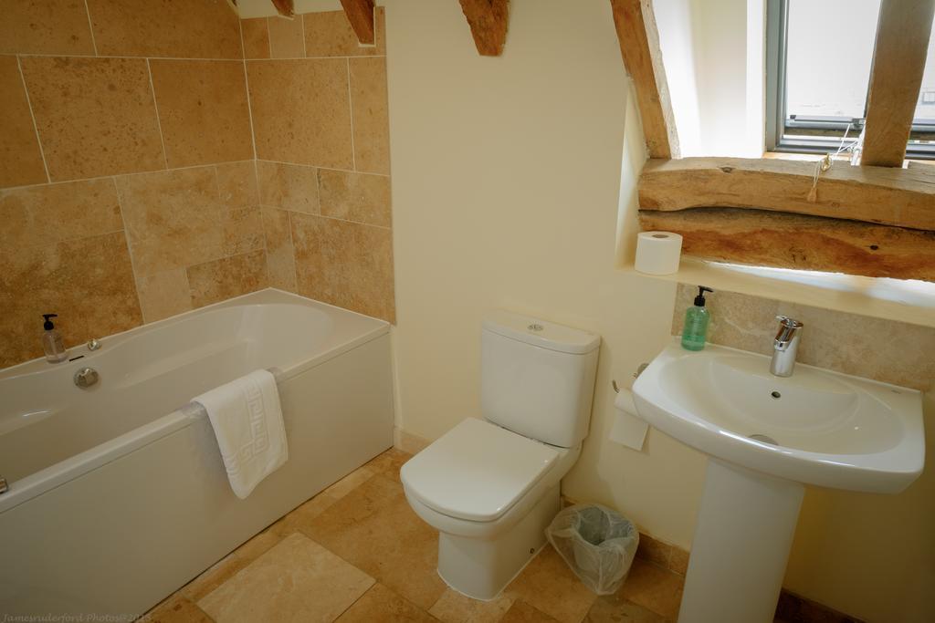 Eynsham Sabine Barn B&B 객실 사진